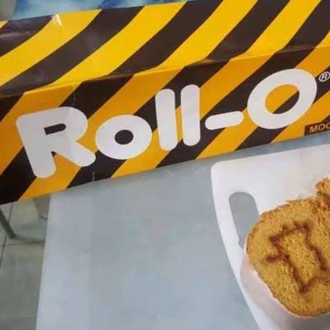 Roti Bolu Gulung ROLL O ORION Biasa/Mocca Oleh Oleh Khas Solo